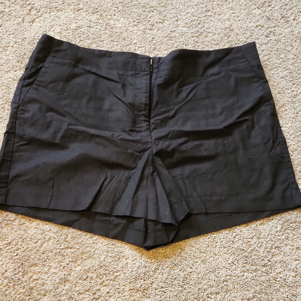 Loft curvy 18 Classic Black Women's Shorts